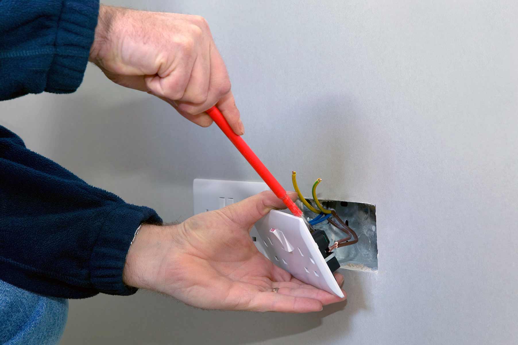 Our electricians can install plug sockets for domestic and commercial proeprties in Sandbach and the local area. 